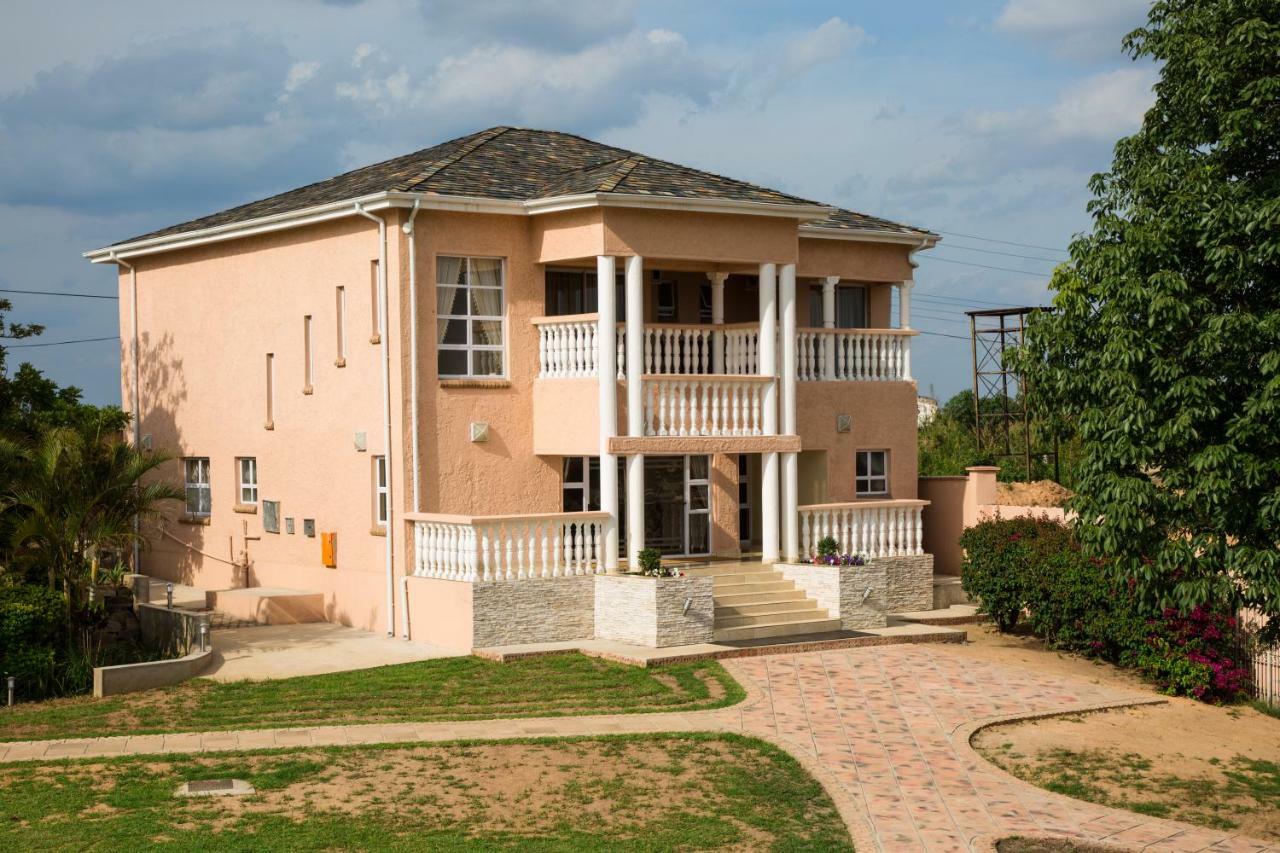 Ekupholeni Garden Villas Manzini Exterior photo